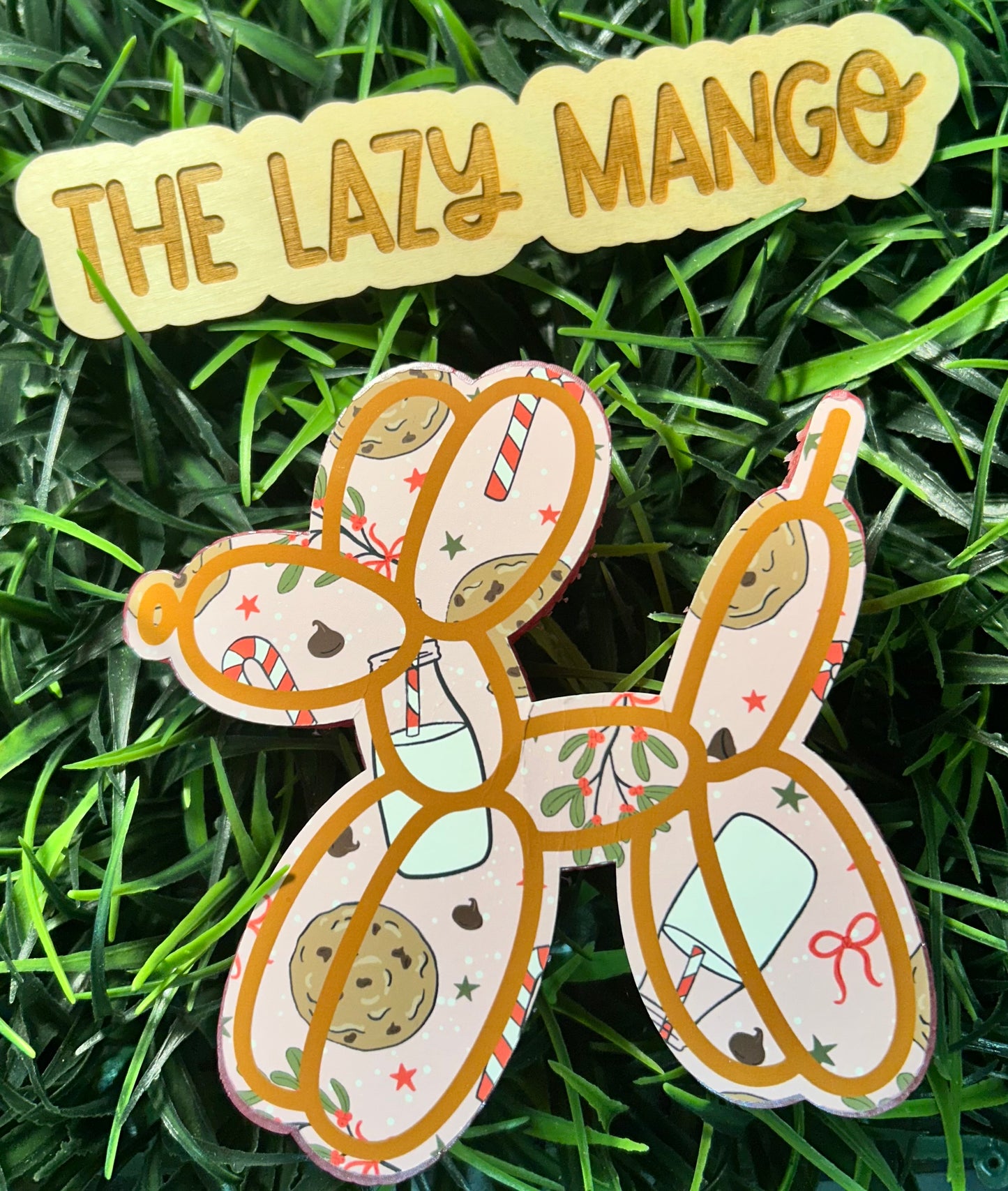 Balloon Dog (Christmas)